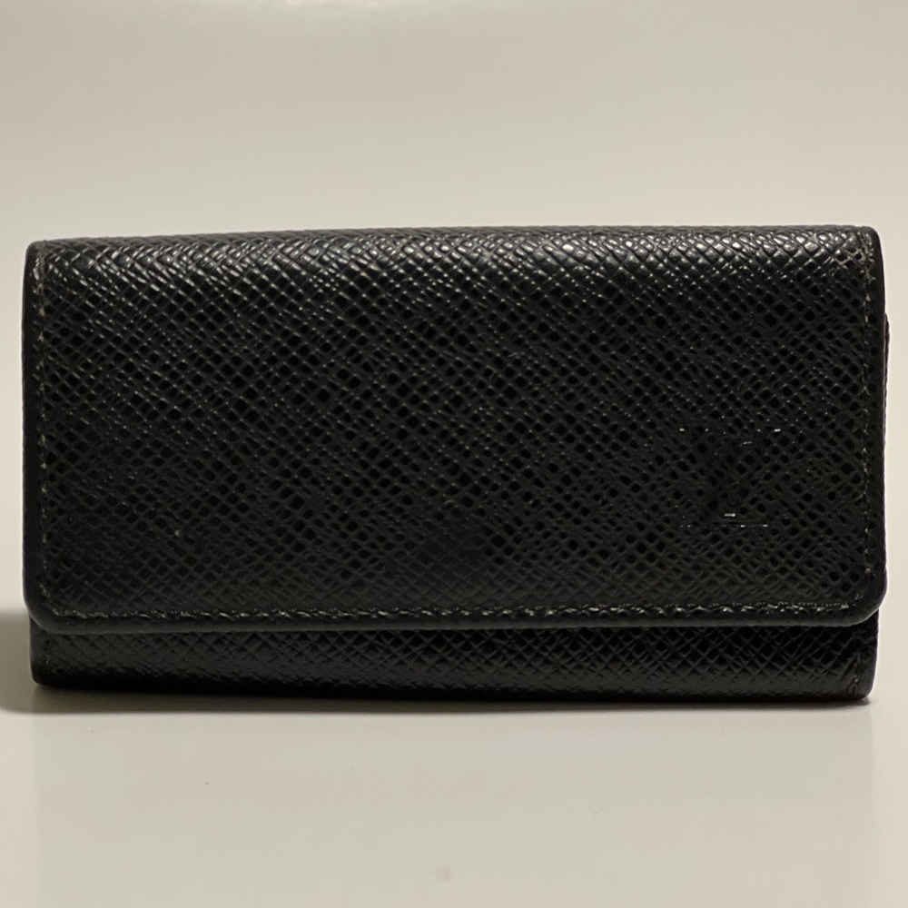 LOUIS VUITTON KEY HOLDER